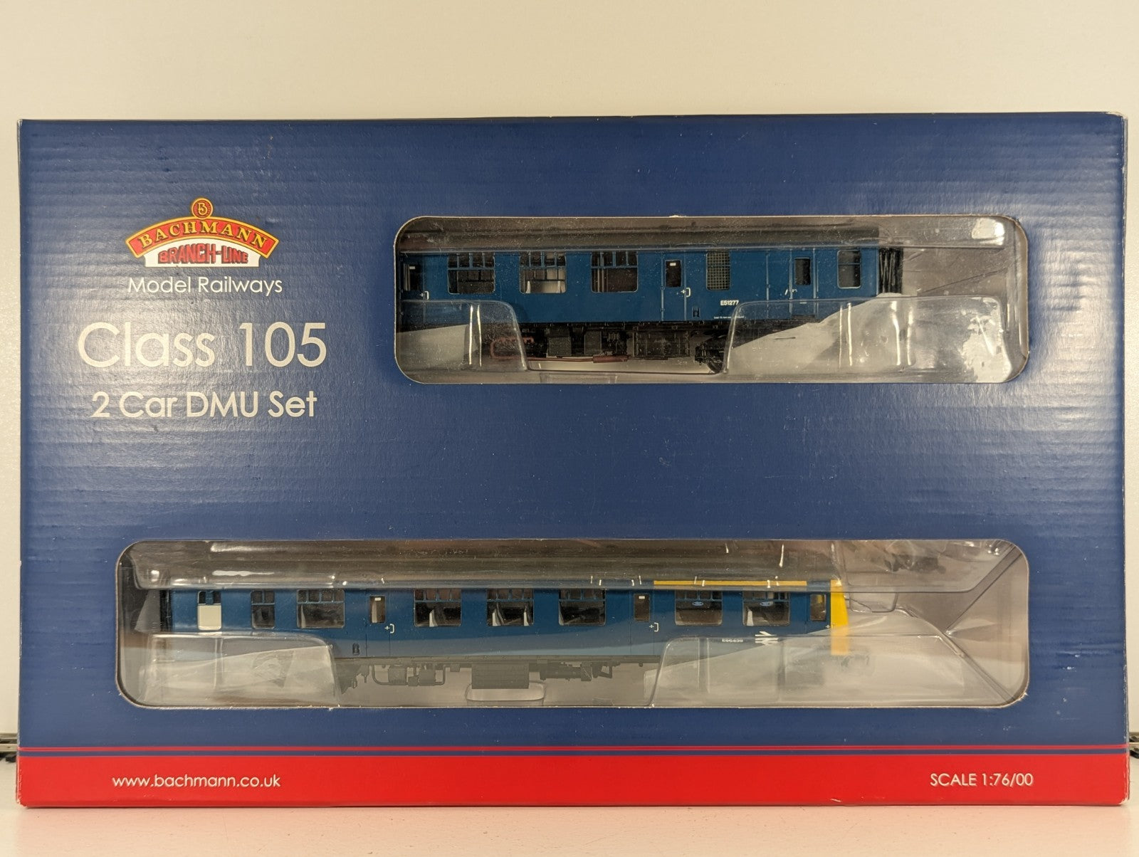 Bachmann Branchline 31-325DC BR Class 105 2-Car DMU DCC Ready OO Gauge - Boxed