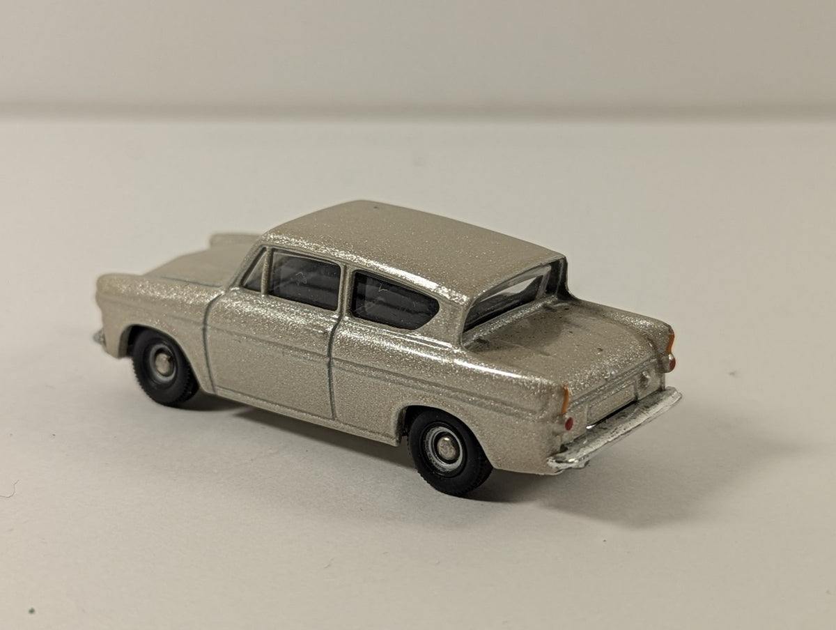Corgi 1:76 / OO Gauge Ford Anglia 105E Die-cast Vehicle Silver