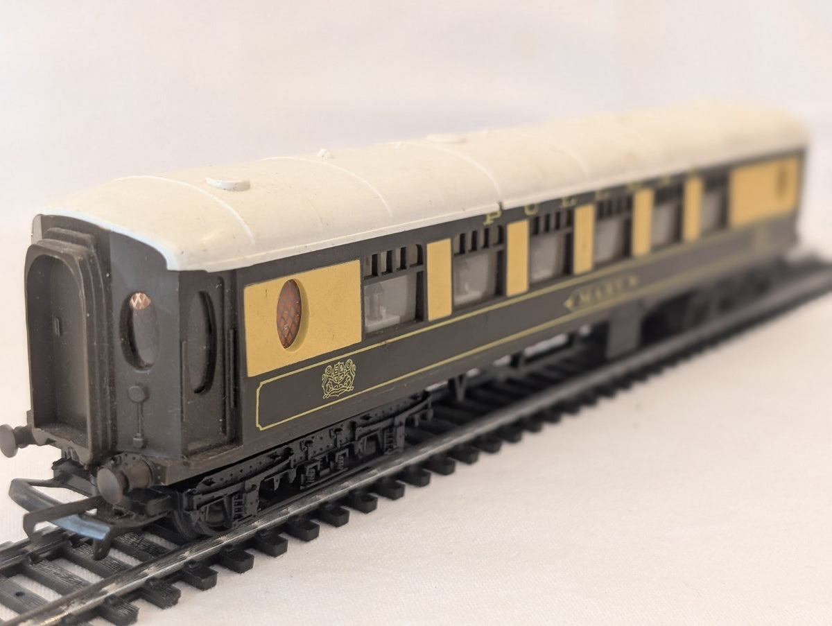 Tri-ang R228 OO Gauge Pullman Car “Mary”