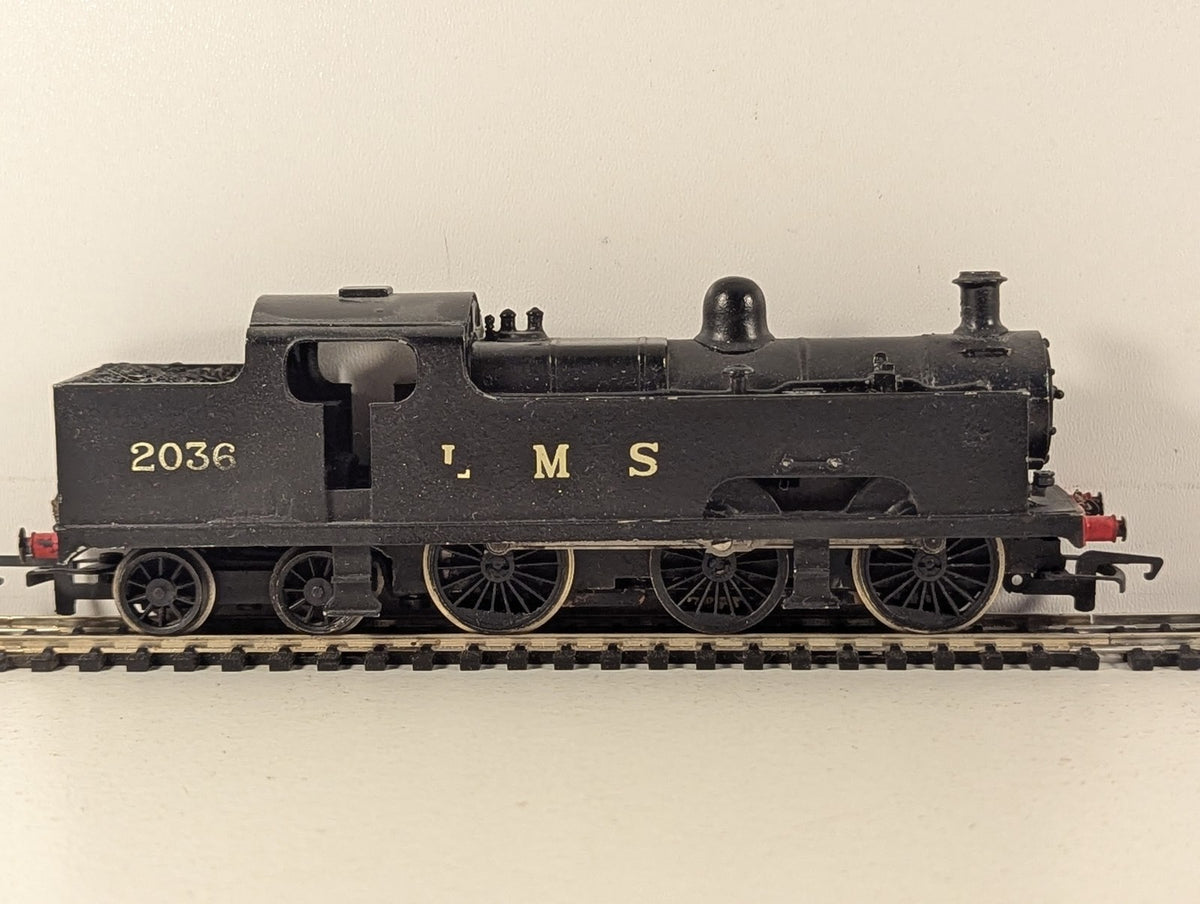 Wills Finecast OO Gauge L.M.S. 0-6-4 Tank (2,000 Class) 'Flatiron'