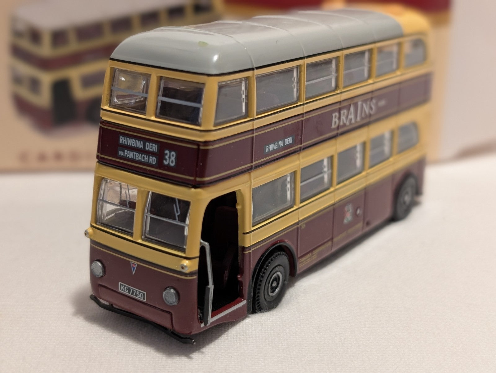 Atlas Editions AEC Q Double-Decker Bus – Cardiff Corporation Transport