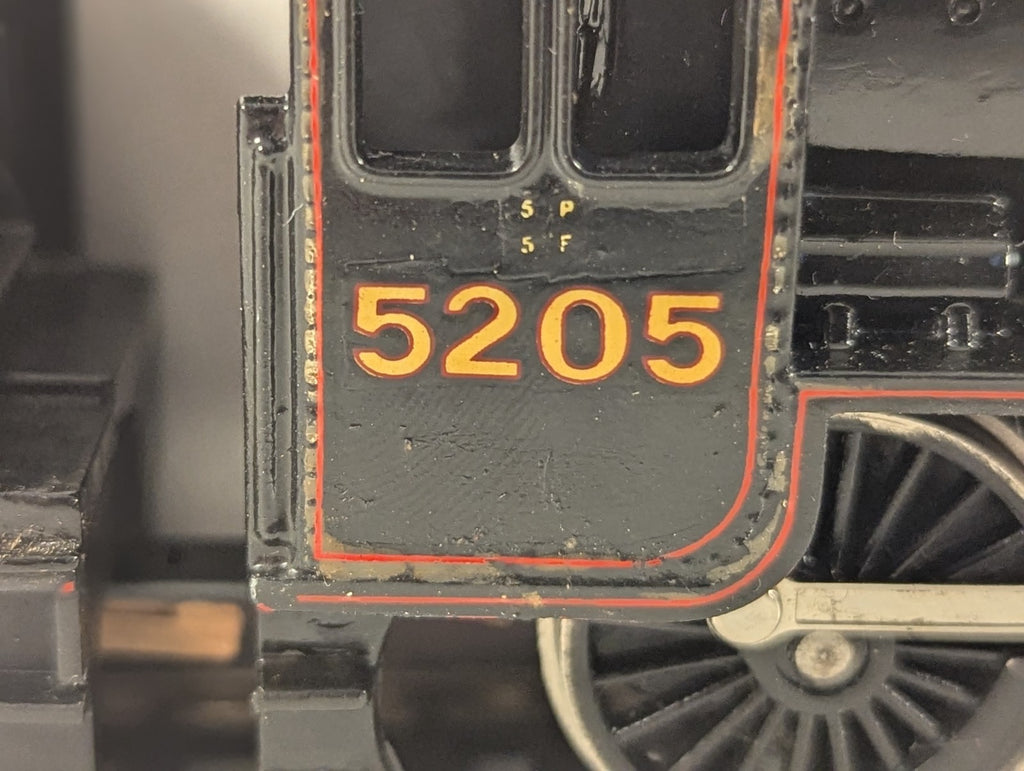 Hornby OO Gauge LMS Class 5 'Black Five' Steam Locomotive 5025 LMS Black
