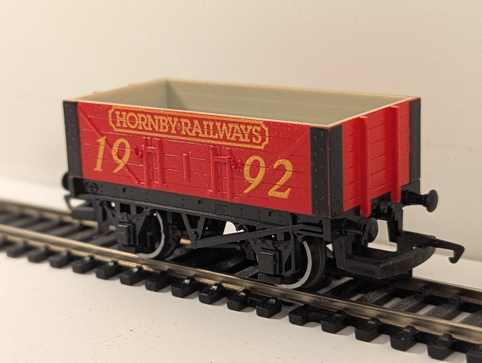 Hornby R.011 OO Gauge 'Hornby 1992' Open Wagon