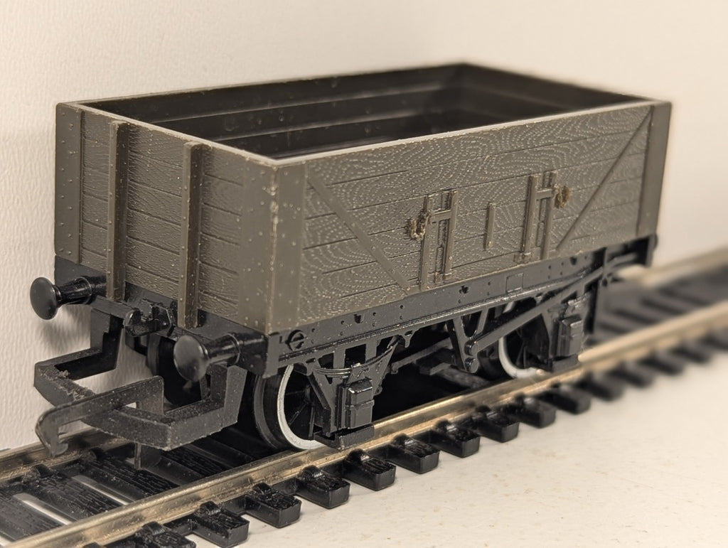 Hornby OO Gauge Printed Troublesome Truck Open Wagon