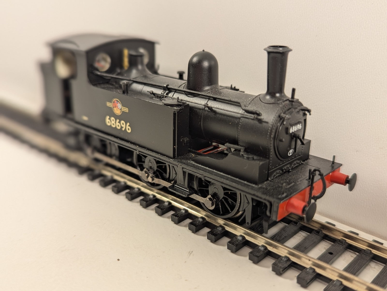 Bachmann 31-062 LNER J72 Class 0-6-0T in BR Black – DCC Ready