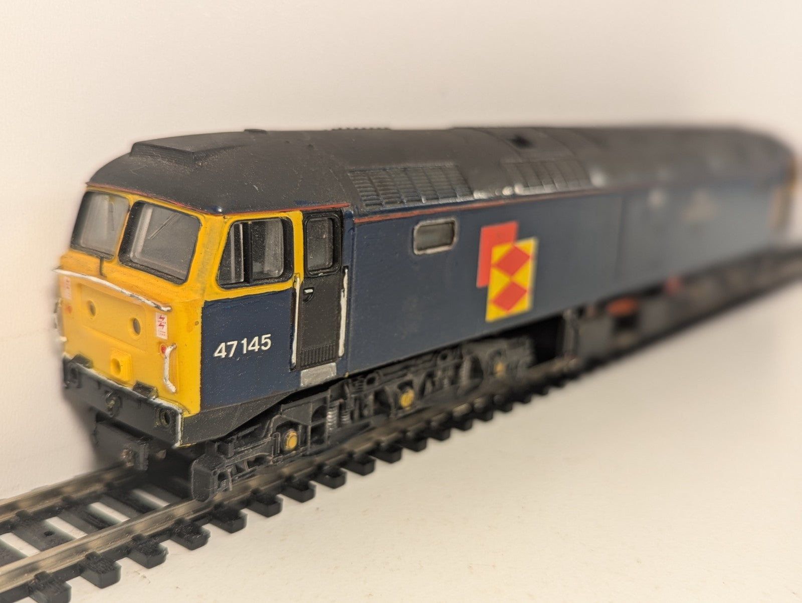 Lima OO Gauge Class 47 'Merddin Emrys' Diesel Locomotive 47145
