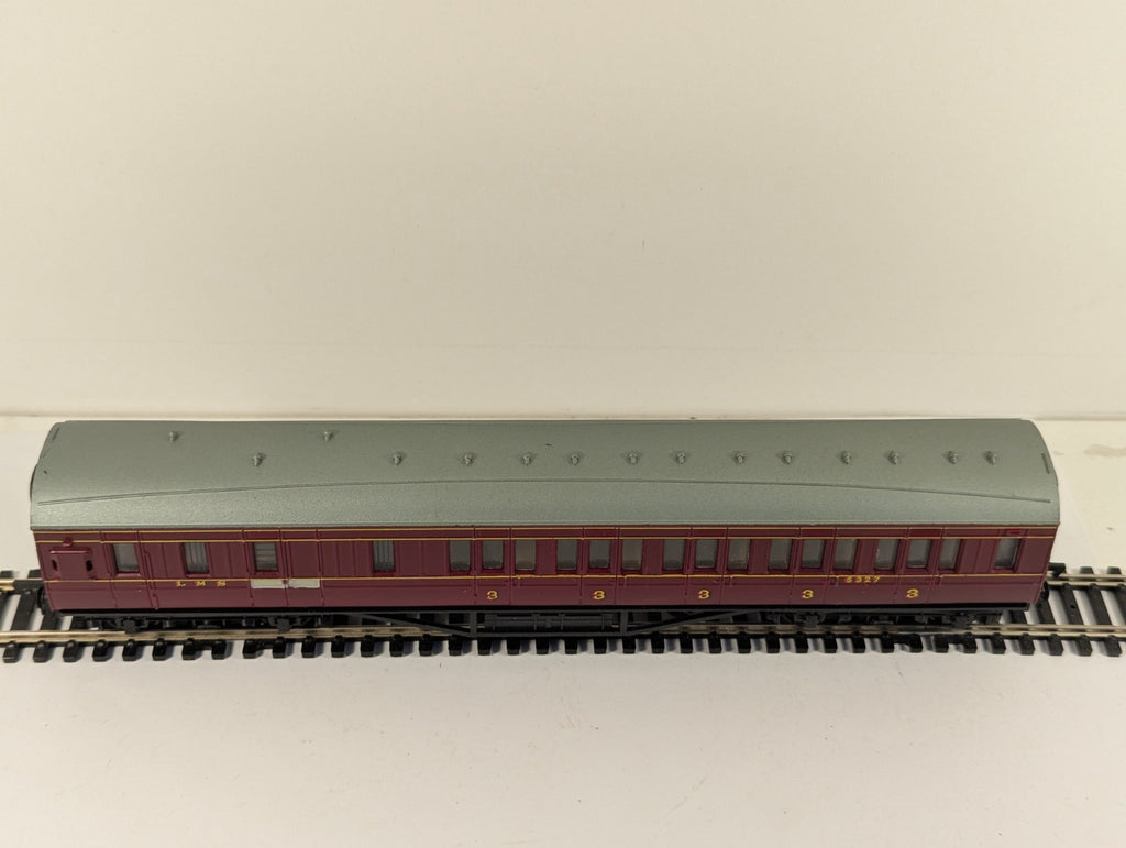 Mainline 37-109 OO Gauge LMS 57ft1st/3rd Class Corridor BrakeCoach Crimson Boxed