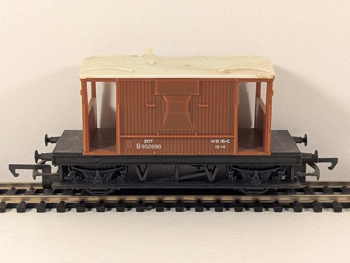 Hornby OO Gauge BR 20-Ton Brake Van