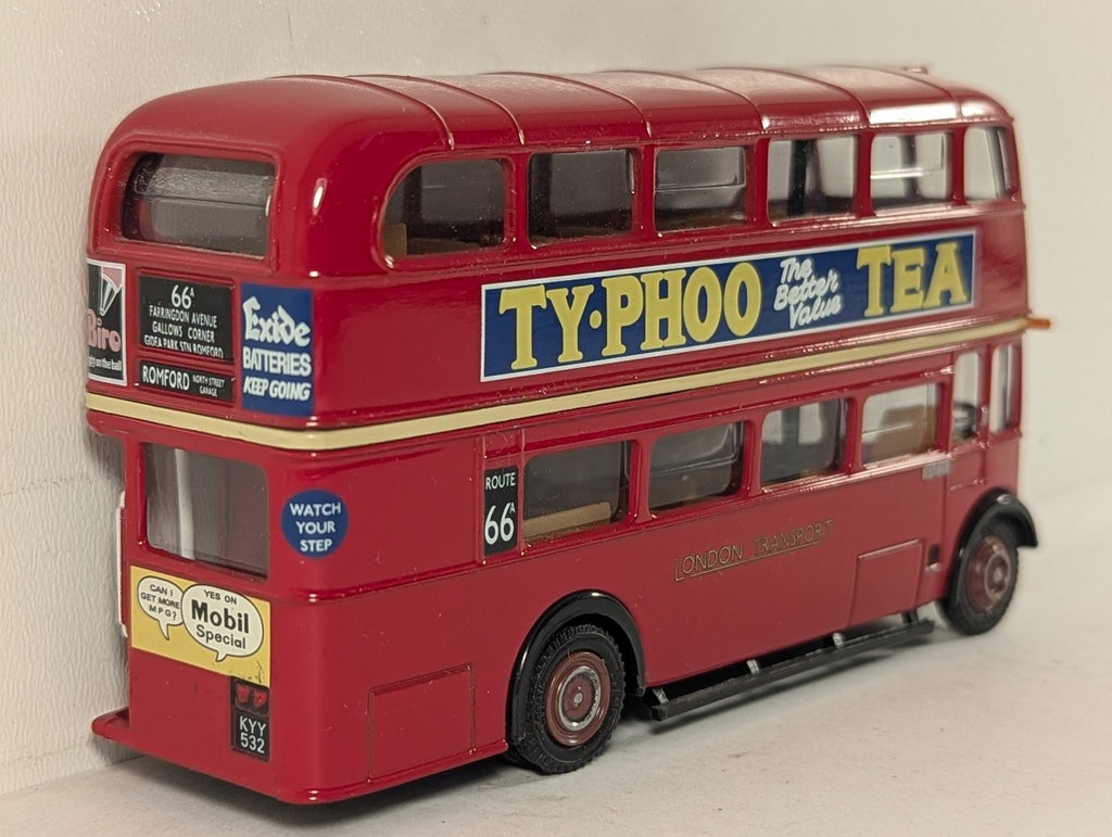 Exclusive First Editions 1:76 A.E.C. RT (Roof Box) Bus RT 1705 London Transport