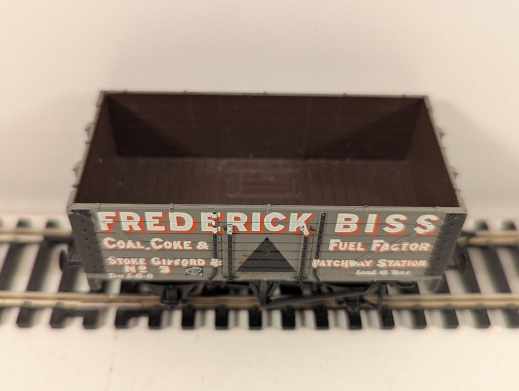 Bachmann Branchline OO Gauge 37-108 7 Plank Wagon Frederick Biss Coal