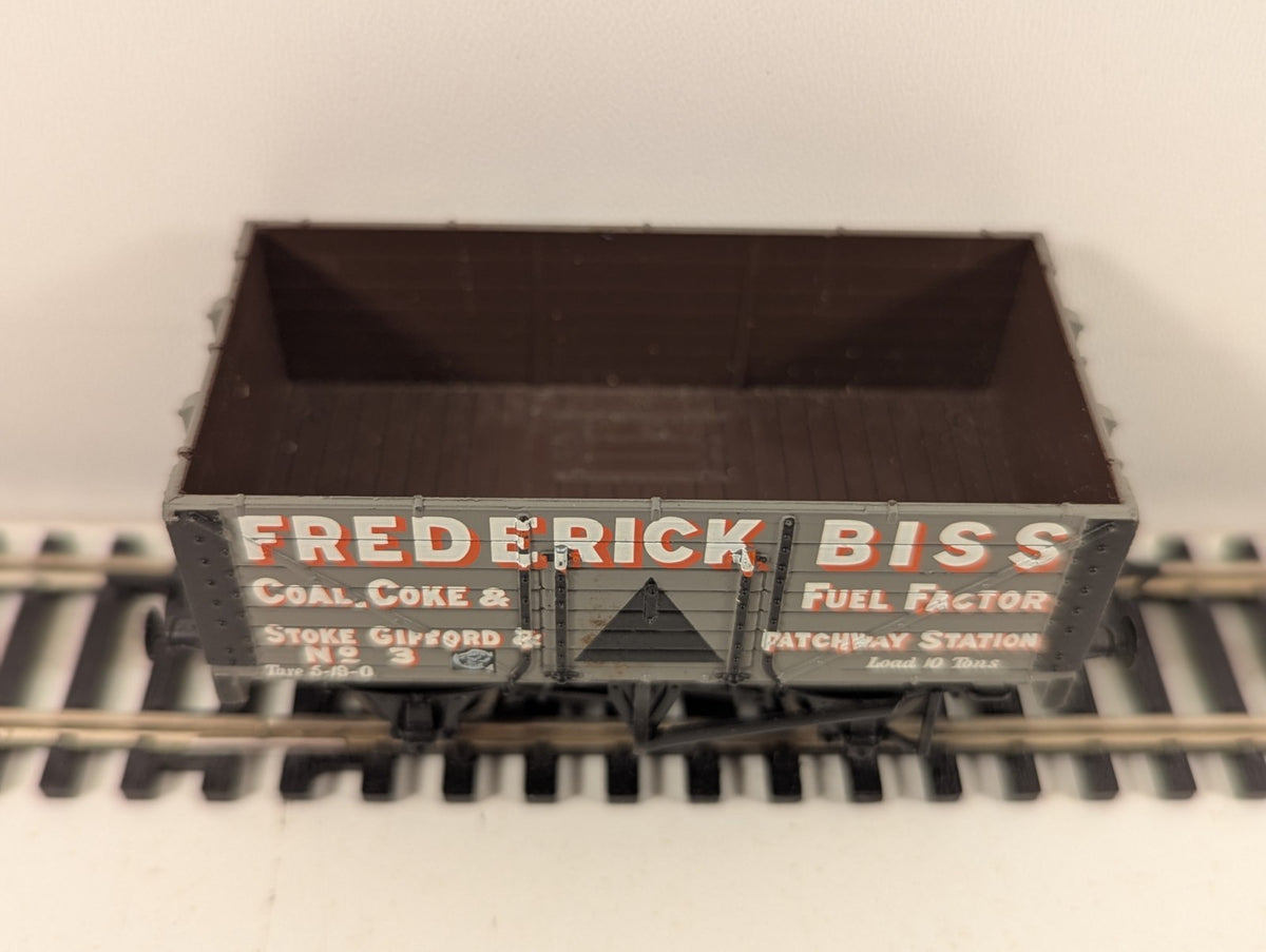 Bachmann Branchline OO Gauge 37-108 7 Plank Wagon Frederick Biss Coal