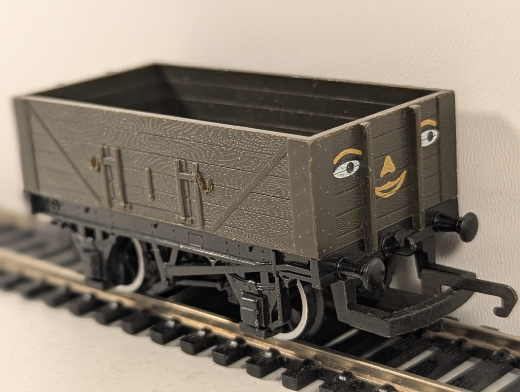 Hornby OO Gauge Printed Troublesome Truck Open Wagon