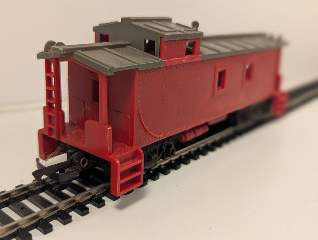 Tri-ang Hornby R115 OO/HO Scale Red Caboose