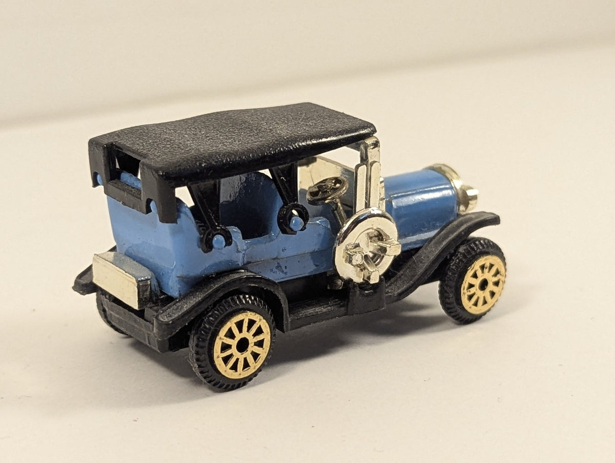 Summer Delaunay Die-cast Car Blue and Black S 8507