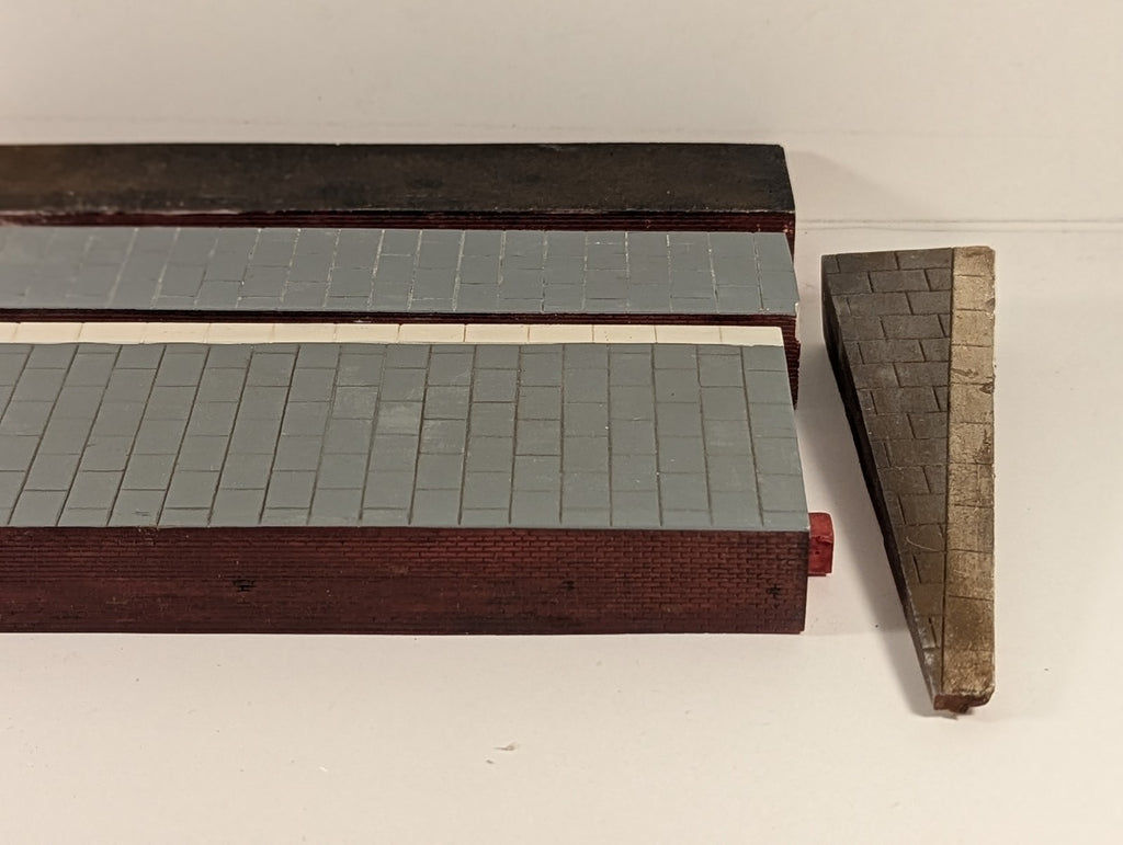 Hornby OO Gauge Skaledale Platforms and Ramp Platform Sections Red Brick