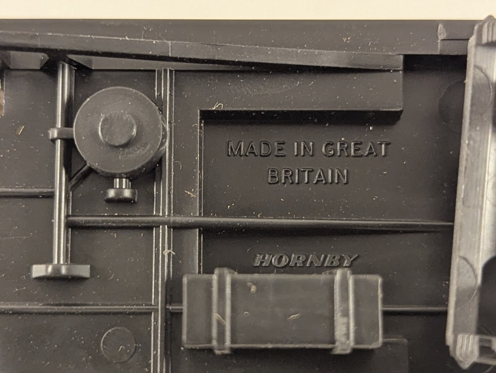 Hornby OO Gauge GWR Collett Composite Coach Passenger Coach 6024