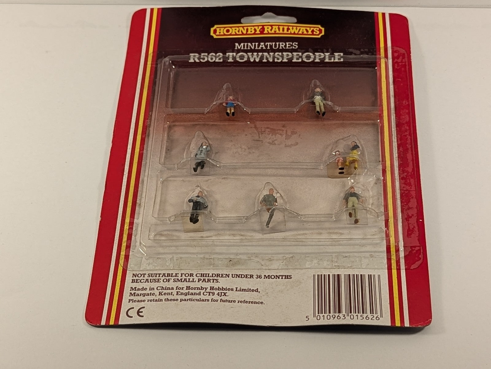 Hornby OO Gauge Townspeople Figures R562