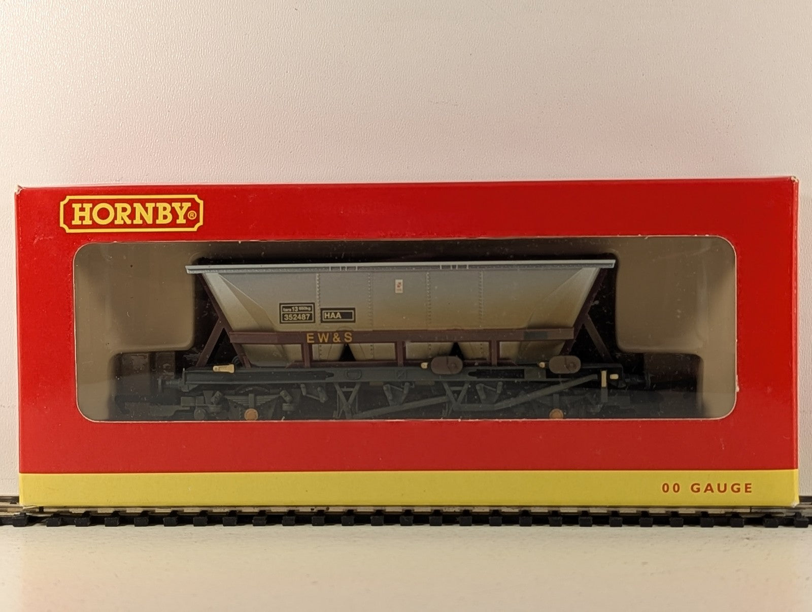 Hornby OO Gauge HAA Hopper Wagon Goods Wagon 352487 EW&S R6153