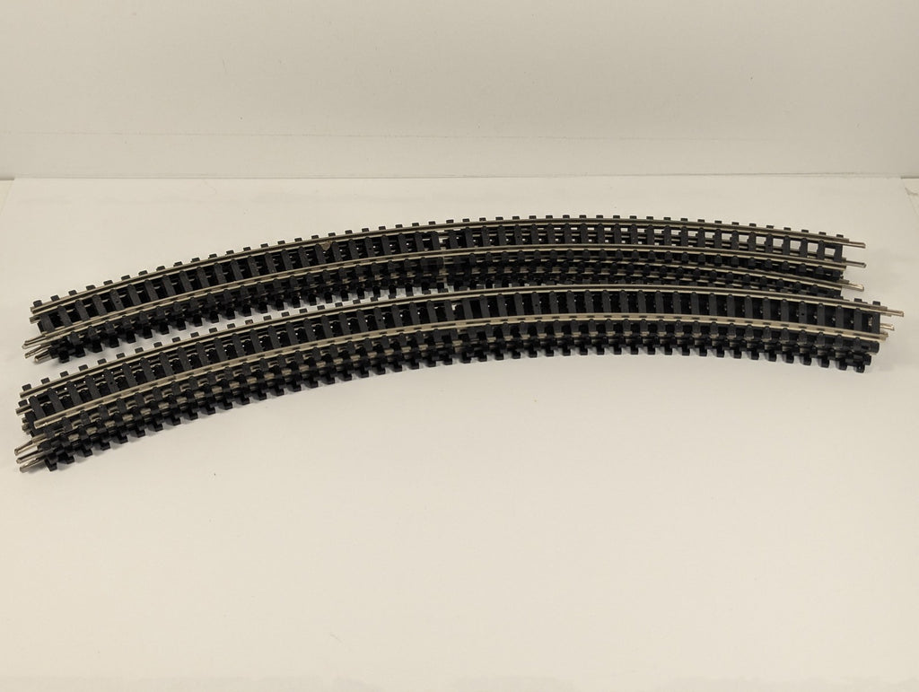 Hornby OO Gauge R607 2nd Radius Double Curve Track