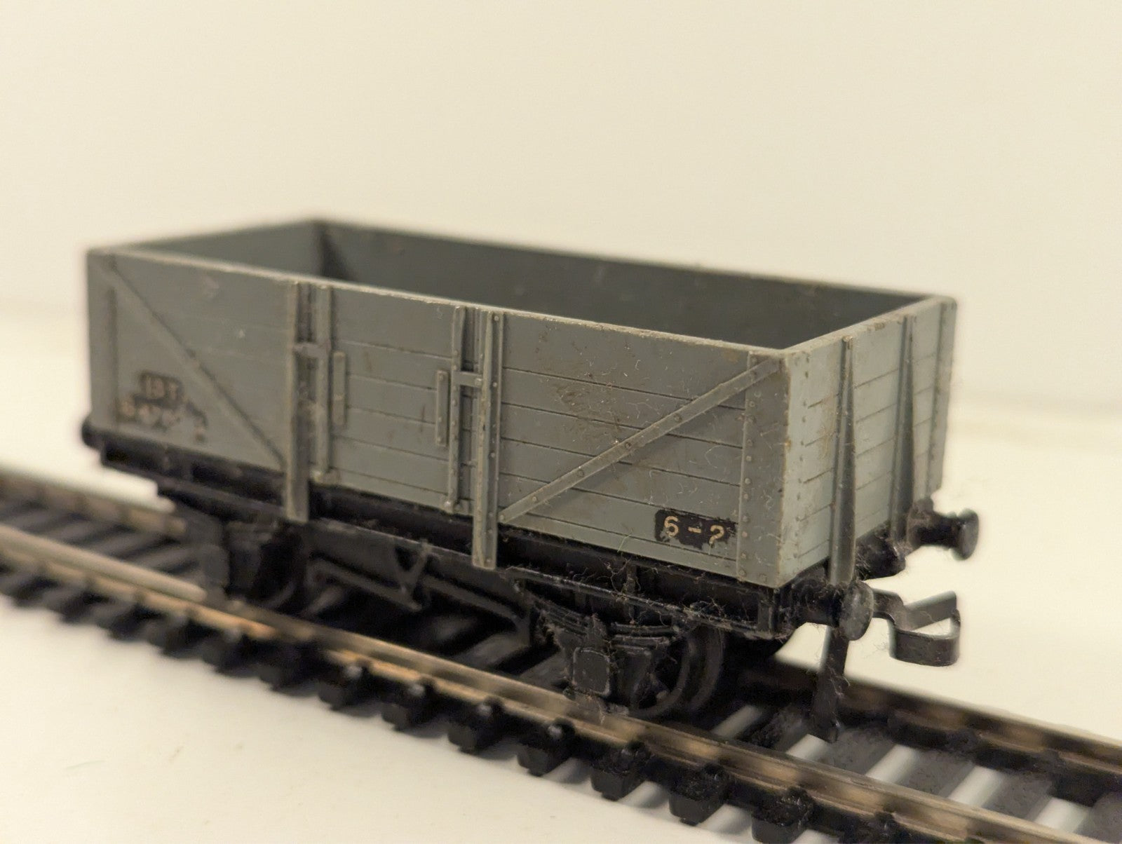 Hornby Dublo OO Gauge Grey Open Wagon - Damaged Lettering & Numbering