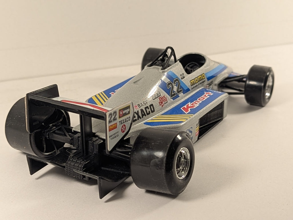 Bburago 1/24 Lola T93/00 Ford Indy Car Die-cast Model Car 22