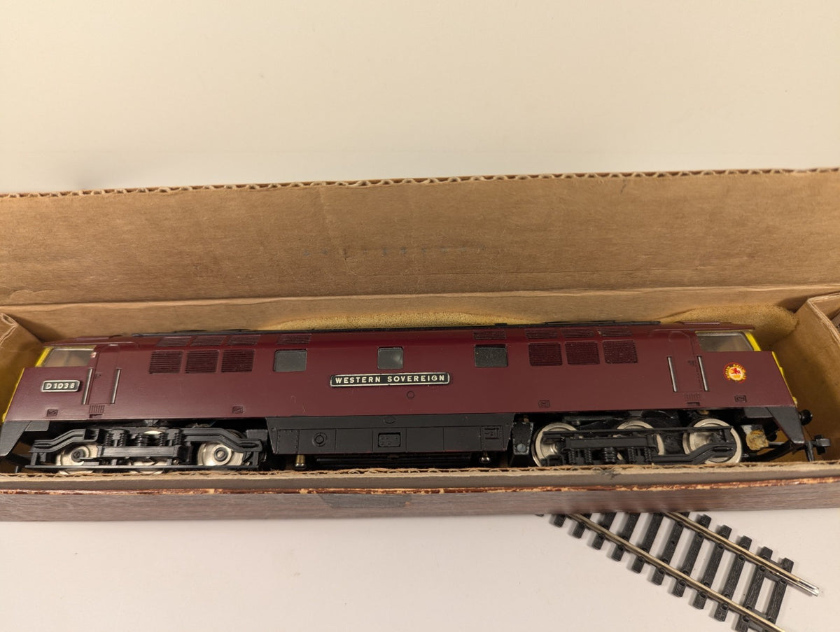 Trix/Liliput OO Gauge Class 52 Western Sovereign Diesel Locomotive