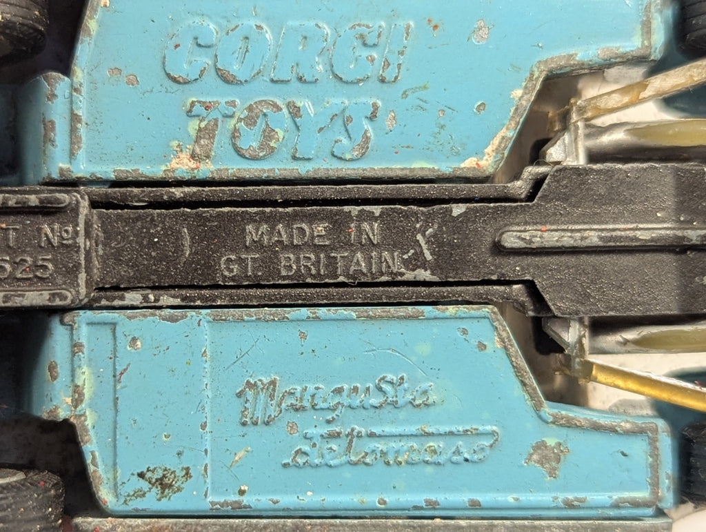 Corgi Toys 271 Ghia 5000 Mangusta with De Tomaso Chassis - Chipped Paint