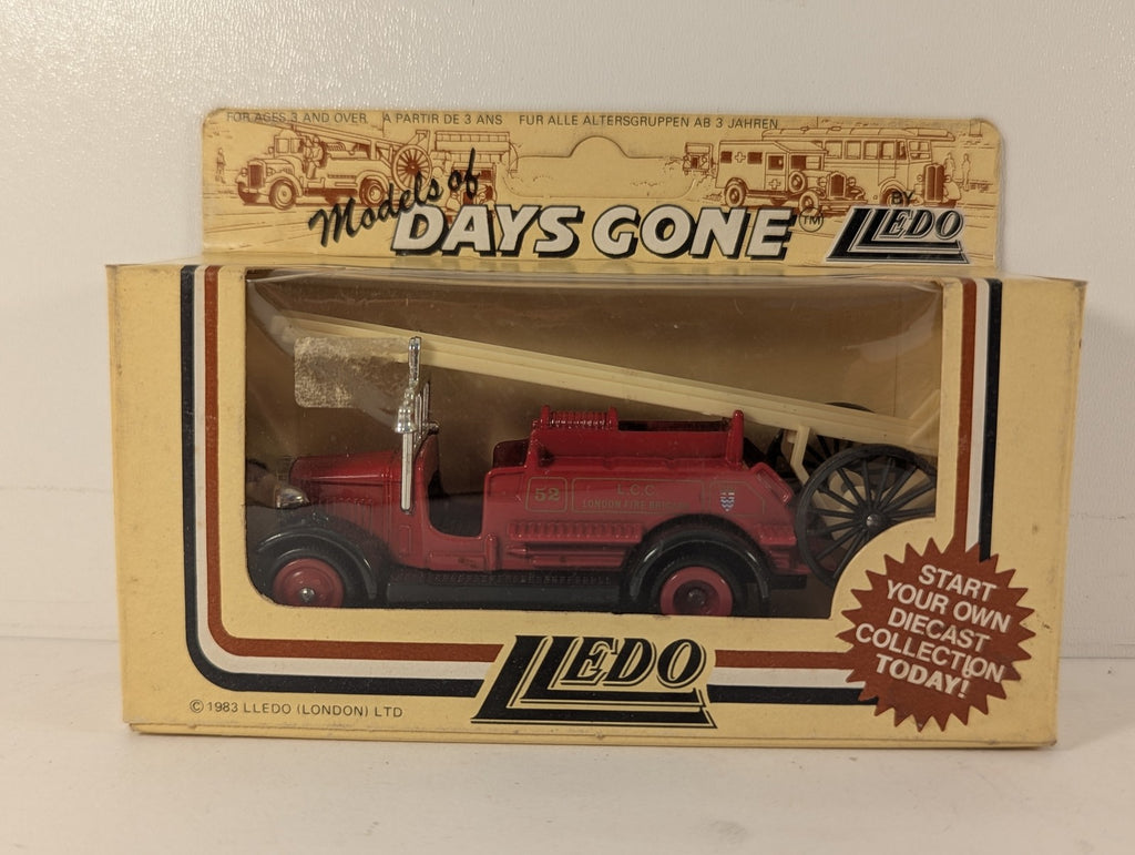 Lledo 1930 Dennis Fire Engine Die-cast Model 52 L.C.C. London Fire Brigade 12
