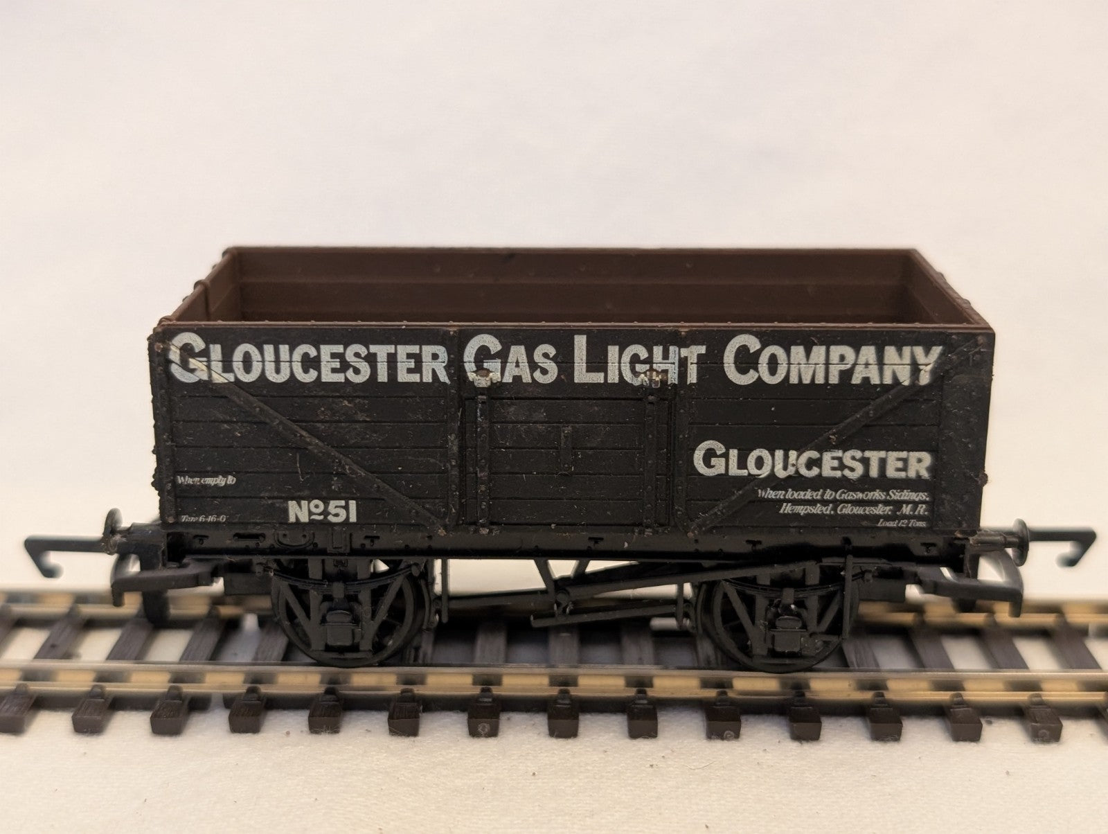 Dapol OO Gauge Gloucester Gas Light Company 7 Plank Wagon Goods Wag