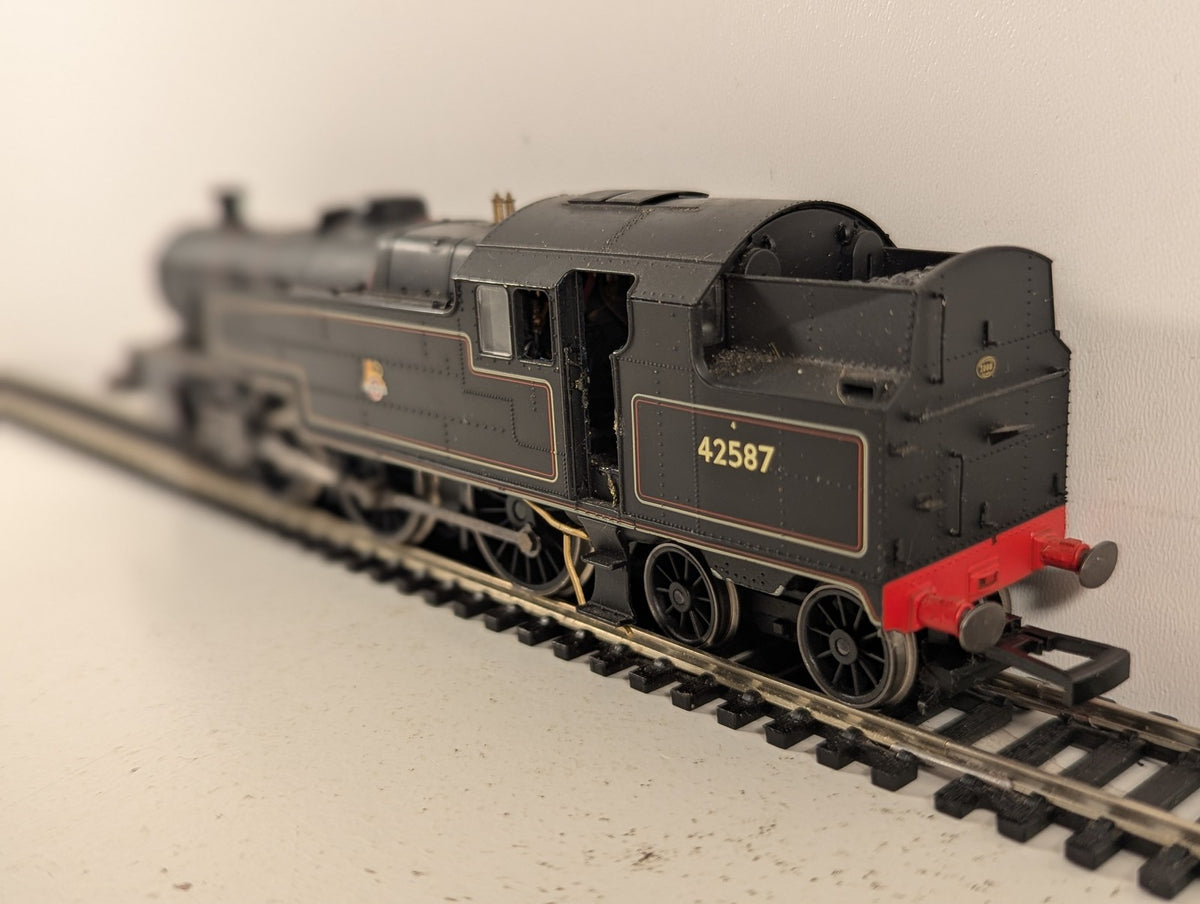 Hornby OO Gauge BR 2-6-4 Stanier Class 4P Locomotive 42587