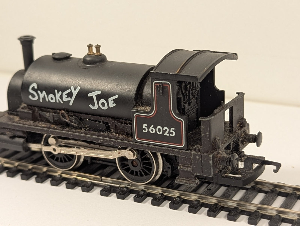 Hornby OO Gauge Smokey Joe 0-4-0ST Tank Locomotive