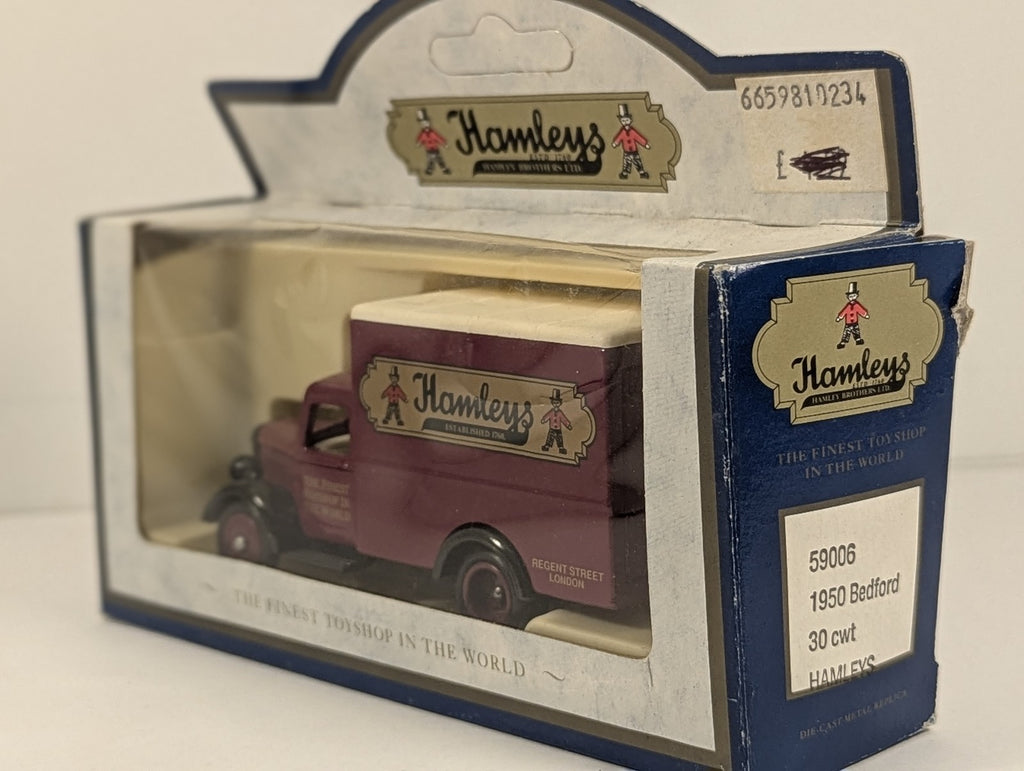 Lledo 1950 Bedford 30 cwt Die-cast Model Hamleys 59006