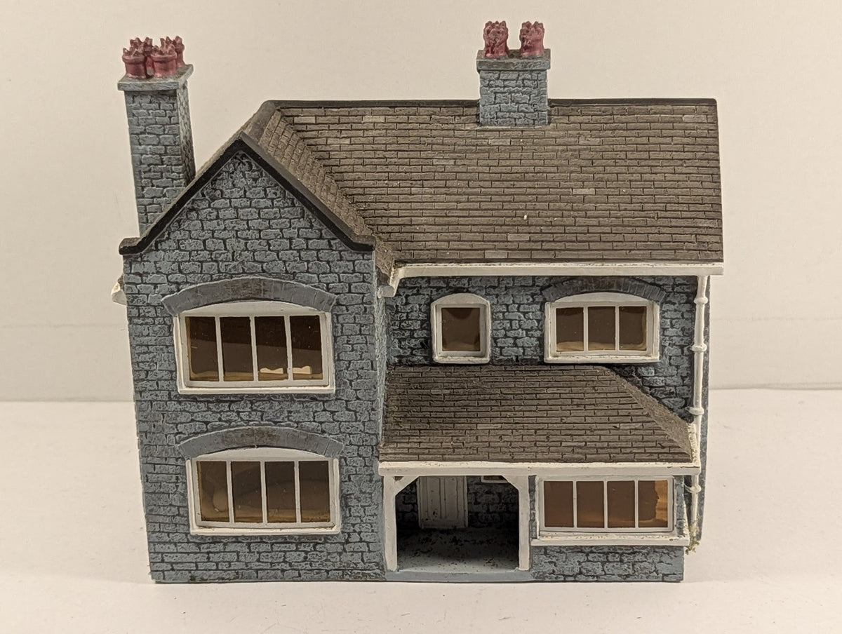 Hornby OO Gauge Skaledale Station Master's House Model Railway Building Stone