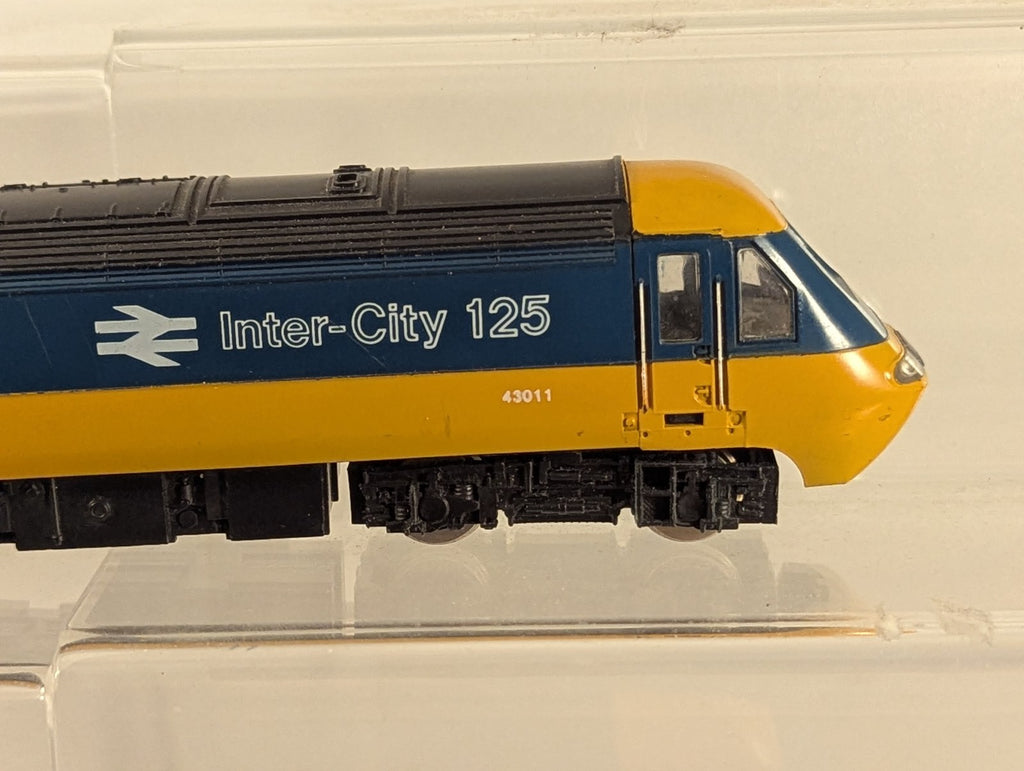 Hornby OO Gauge Class 43 HST Power Cars Diesel Locomotive 2 Car