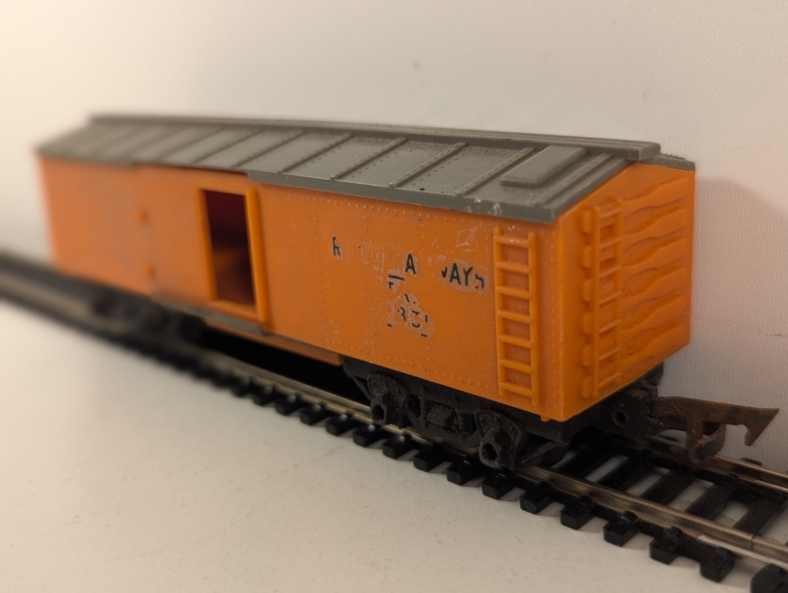 Tri-ang Railways R114 Continental Series Orange Box Car OO Gauge
