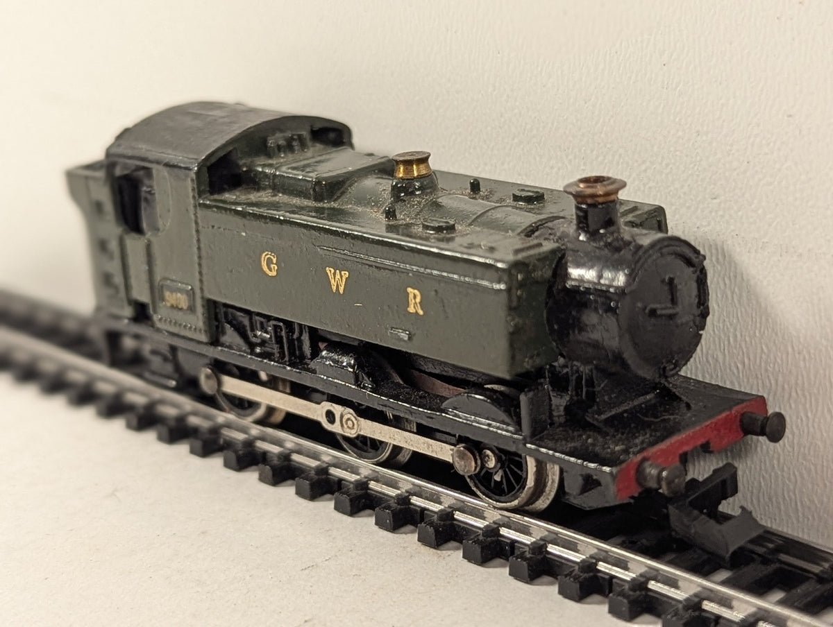 Graham Farish N Gauge Class 94xx Pannier Tank Steam Locomotive 9400 GWR Green