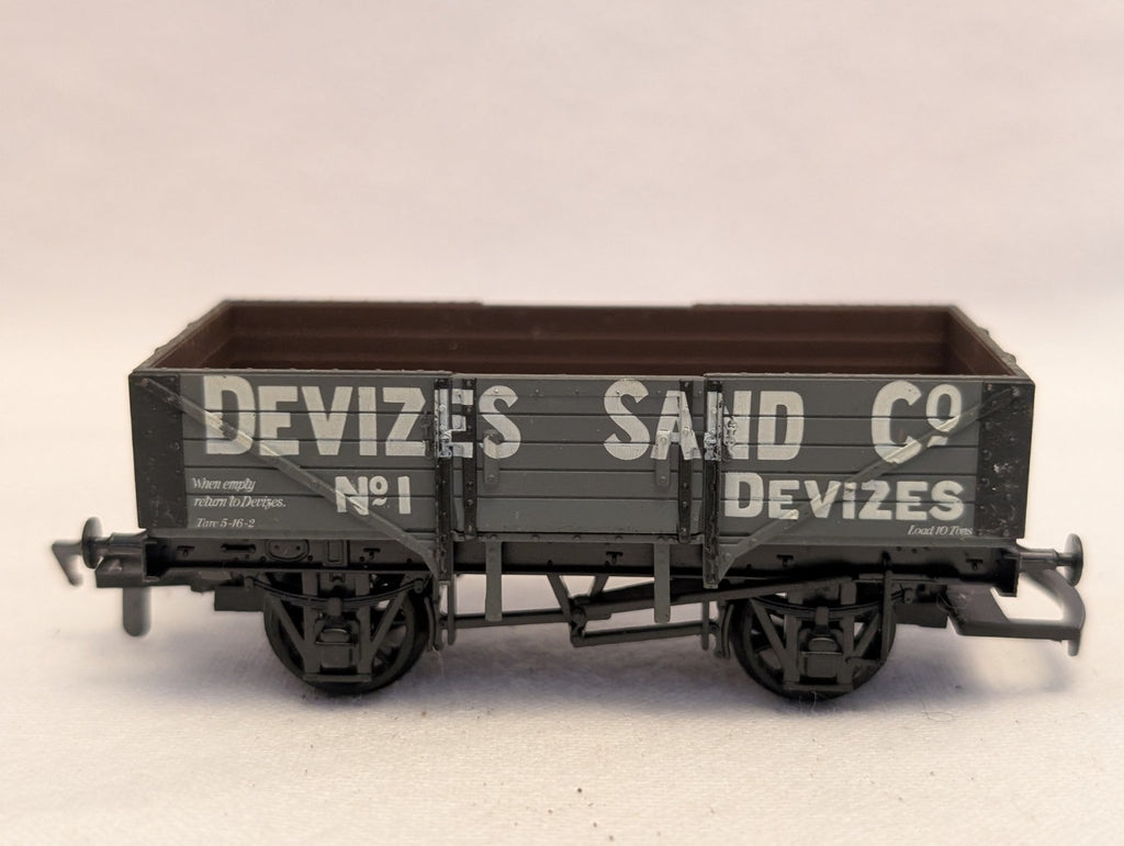 Airfix OO Gauge Devizes Sand Co. 5 Plank Open Wagon Goods Wagon