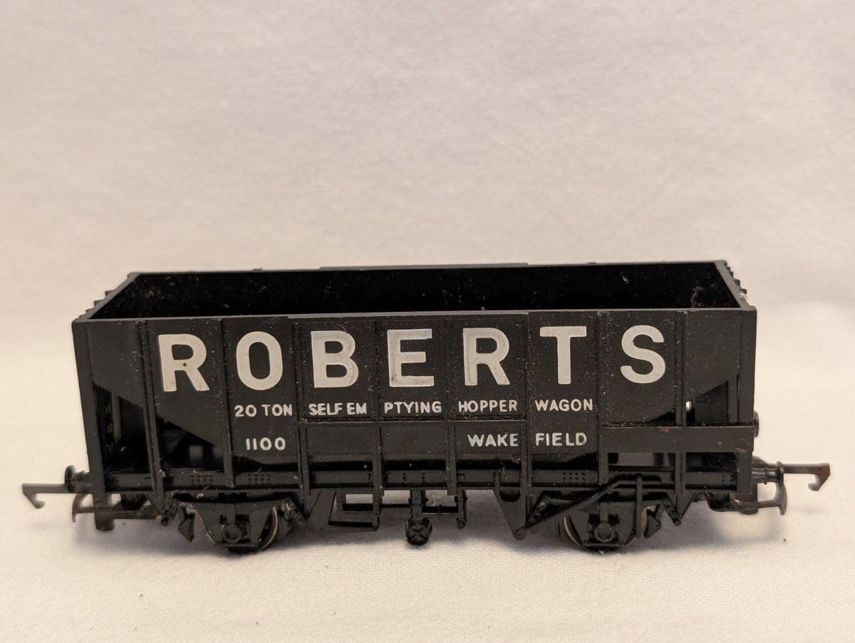 Hornby OO Gauge 20 Ton Self Emptying Hopper Wagon Goods Wagon 1100