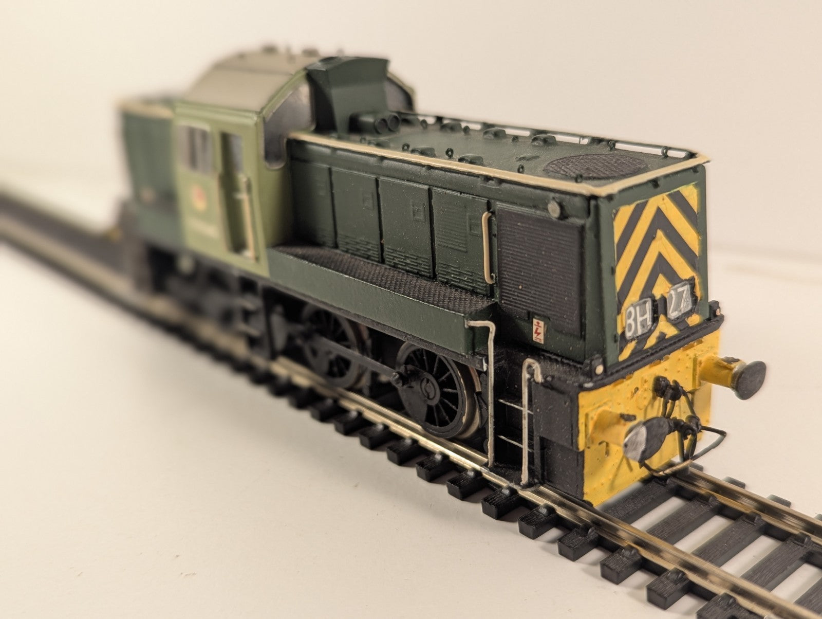 Kitbuilt Class 14 Diesel Locomotive D9540 in BR Green (KB109 – Unknown Brand)