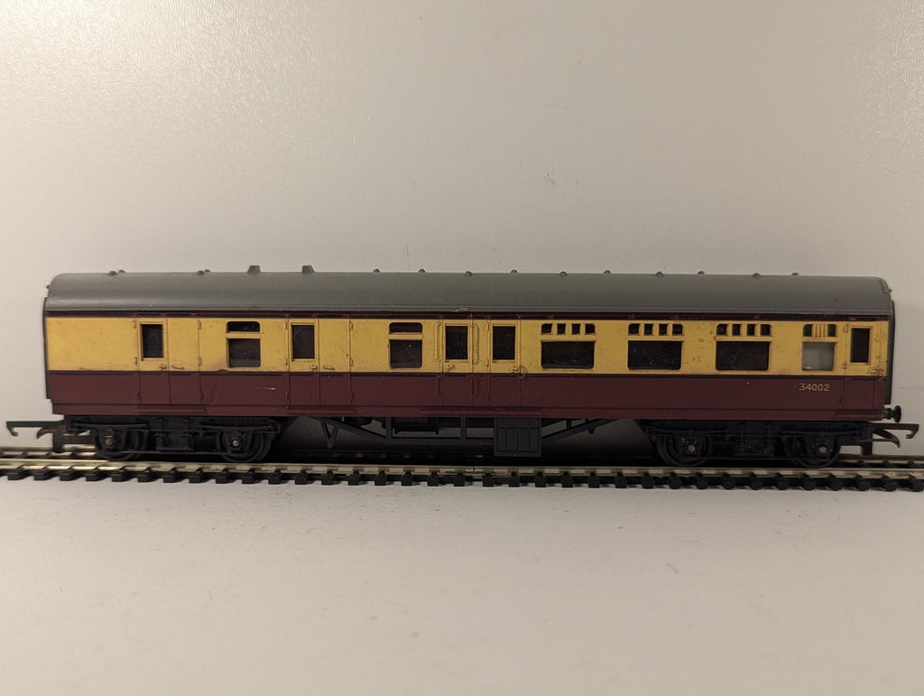 Tri-ang OO Gauge GWR Short Passenger Brake Coach Passenger Coach 34002