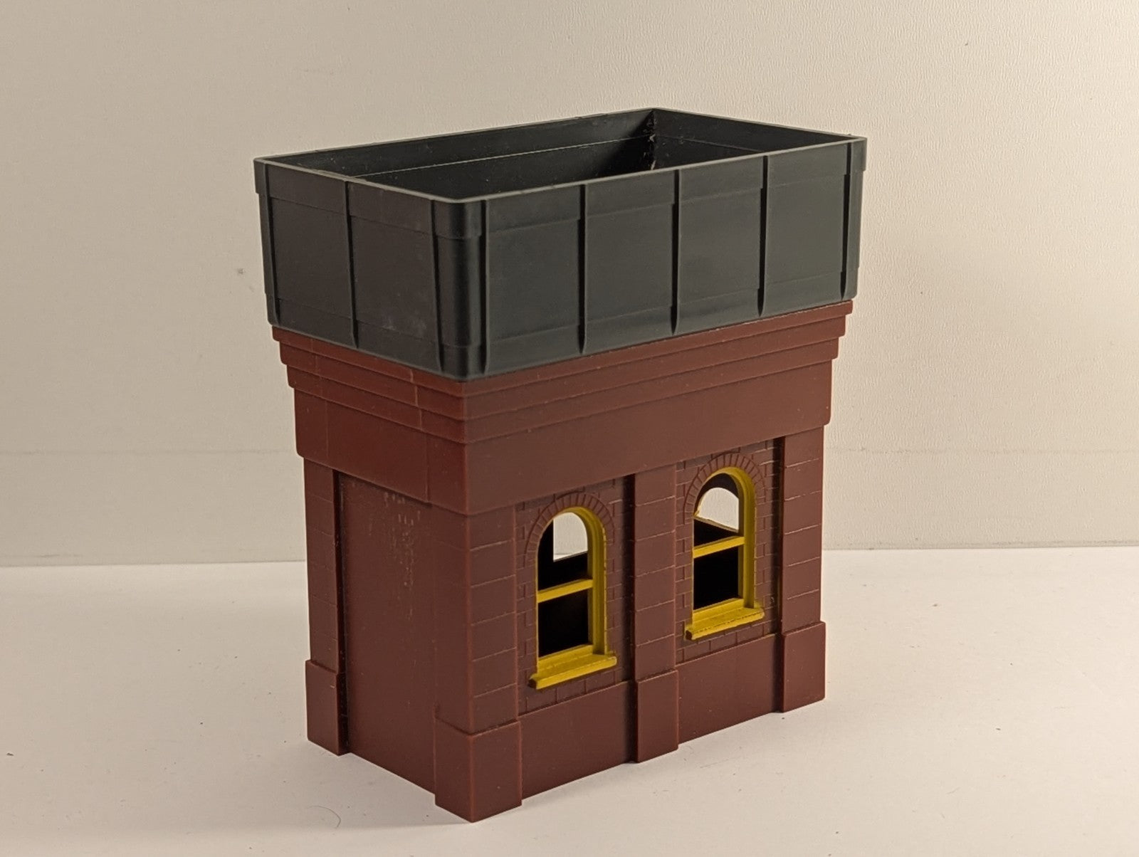 Tri-ang Railways OO Gauge R.75 Water Tower