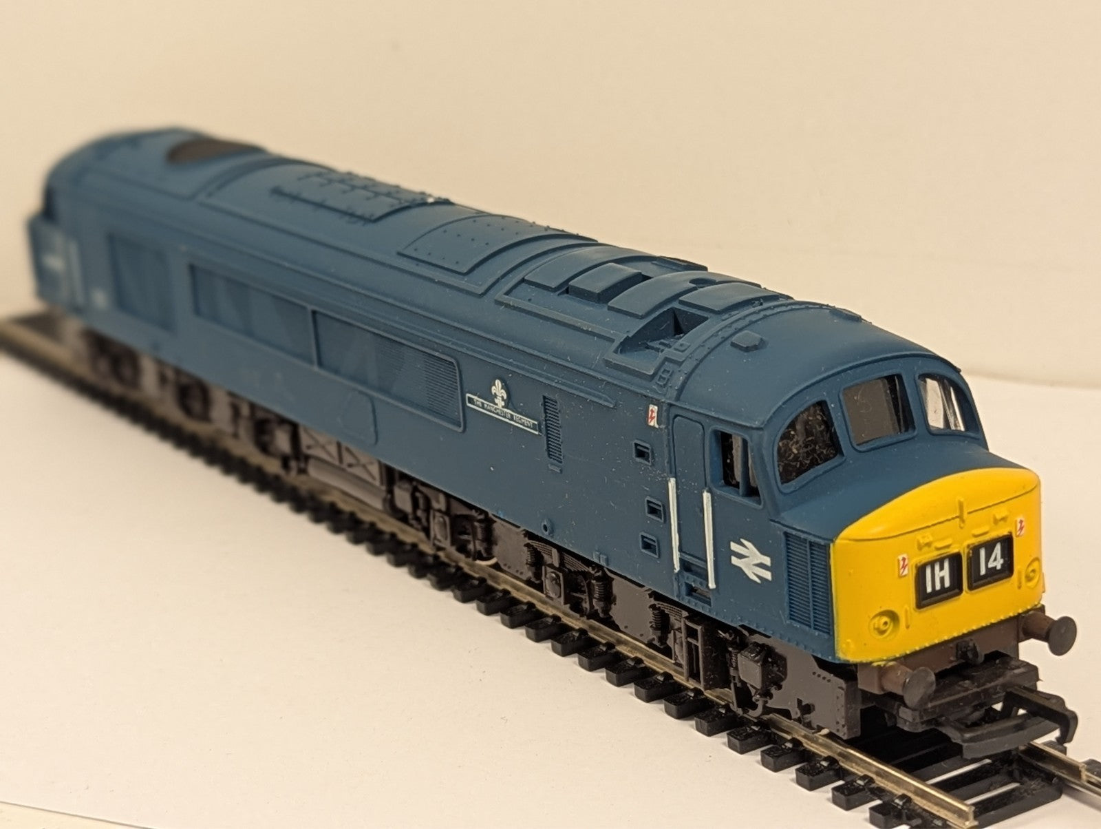 Mainline Railways Class 45 "The Manchester Regiment" BR Blue Diesel Locomotive