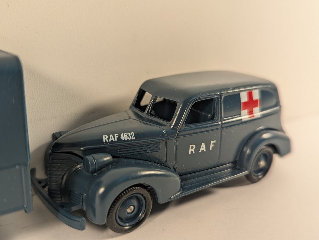 Lledo The Royal Air Force Personnel Transport Set Die-cast Model Set