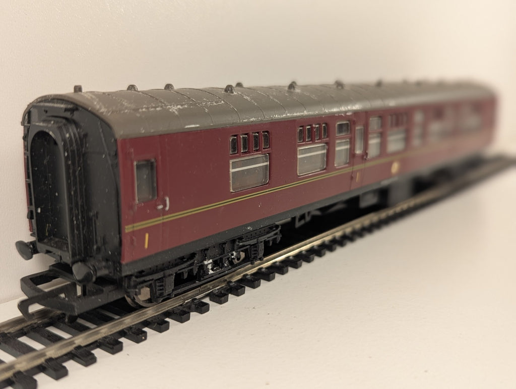 Hornby R4219A OO Gauge BR Mk1 CK Composite Coach 99716