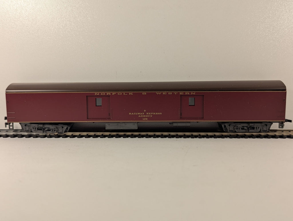 Bachmann HO Scale Norfolk & Western Baggage Car 128 43-1084 J4