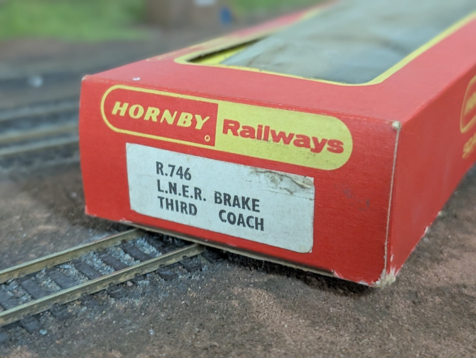 Tri-ang R746A L.N.E.R Corridor Brake 3rd Coach 1870