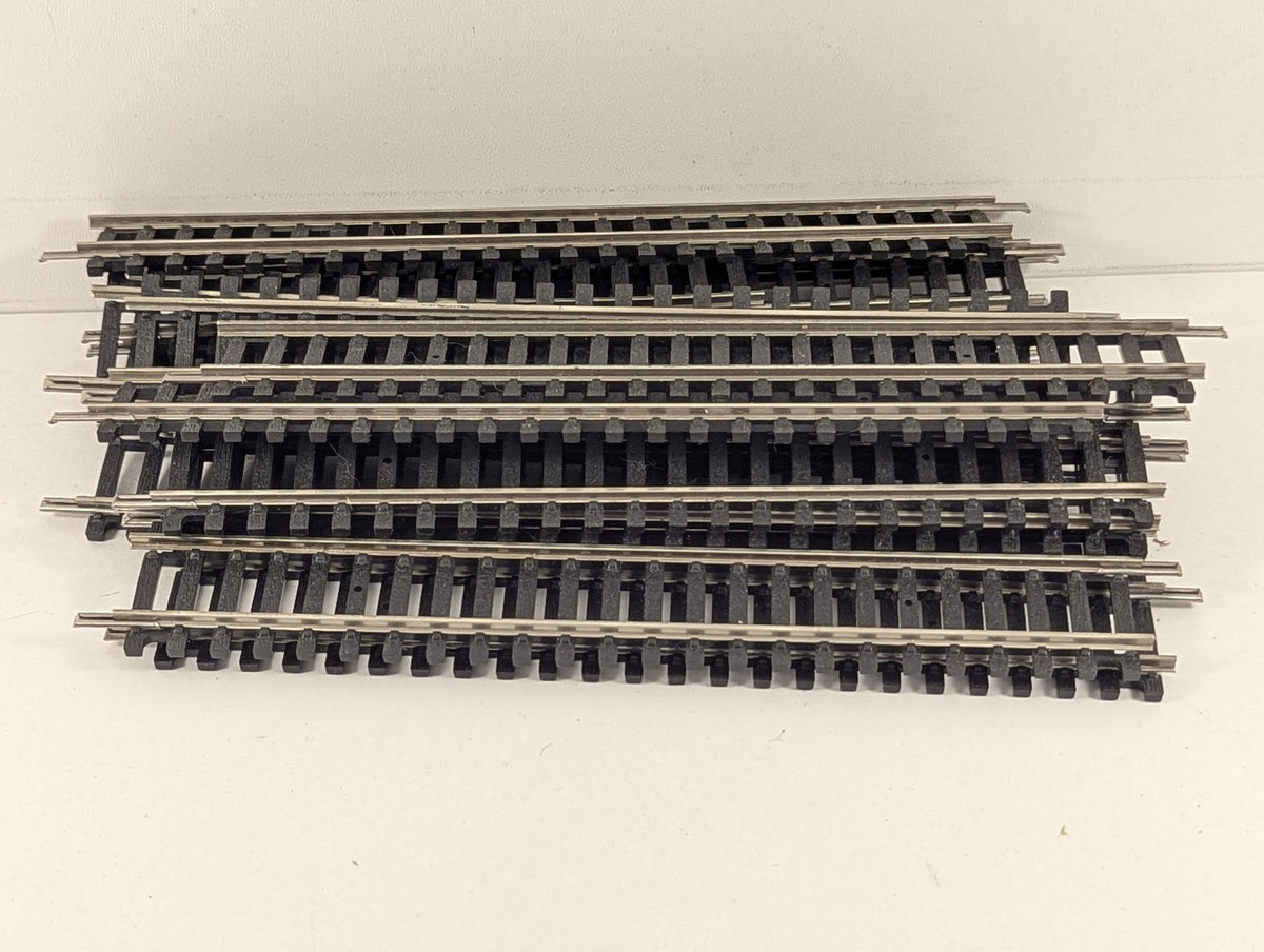 Hornby OO Gauge R600 Straight Track