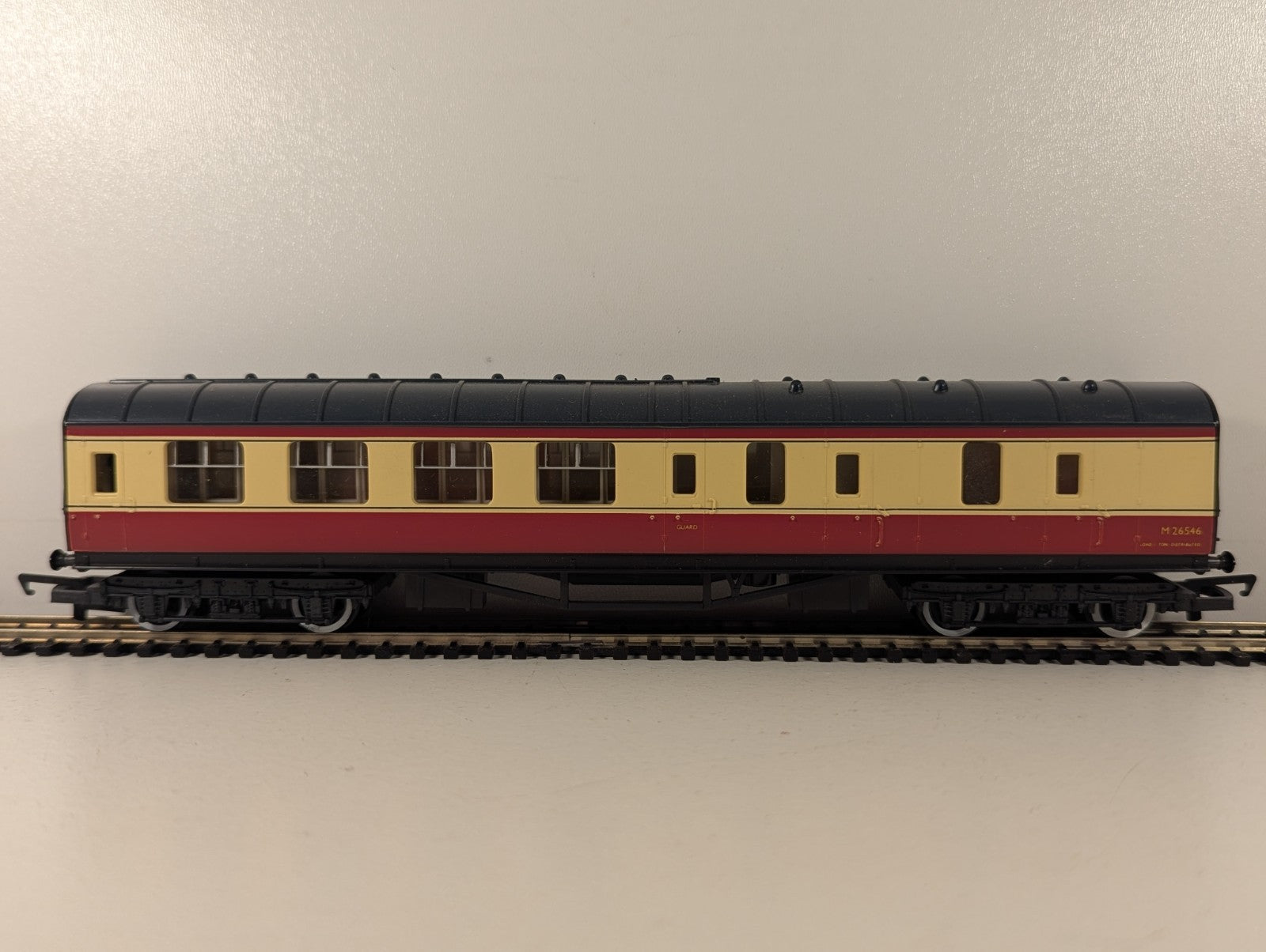 Hornby OO Gauge BR (Ex LMS) Brake 3rd Coach Passenger Coach M26546
