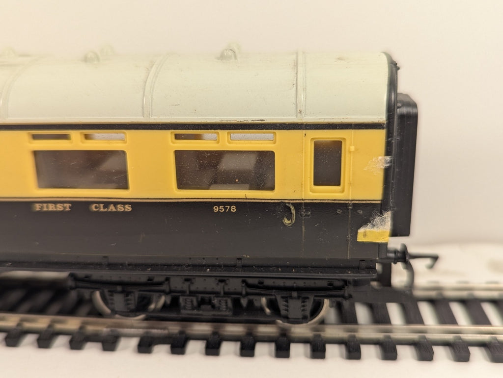 Hornby OO Gauge GWR Collett Restaurant Car No. 9578
