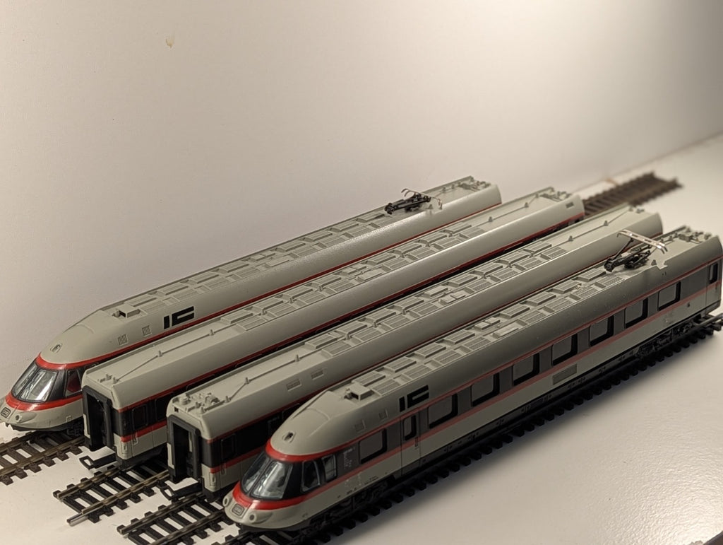 Lima 149742 HO Gauge DB Class 403 IC 4-Car EMU Train Set